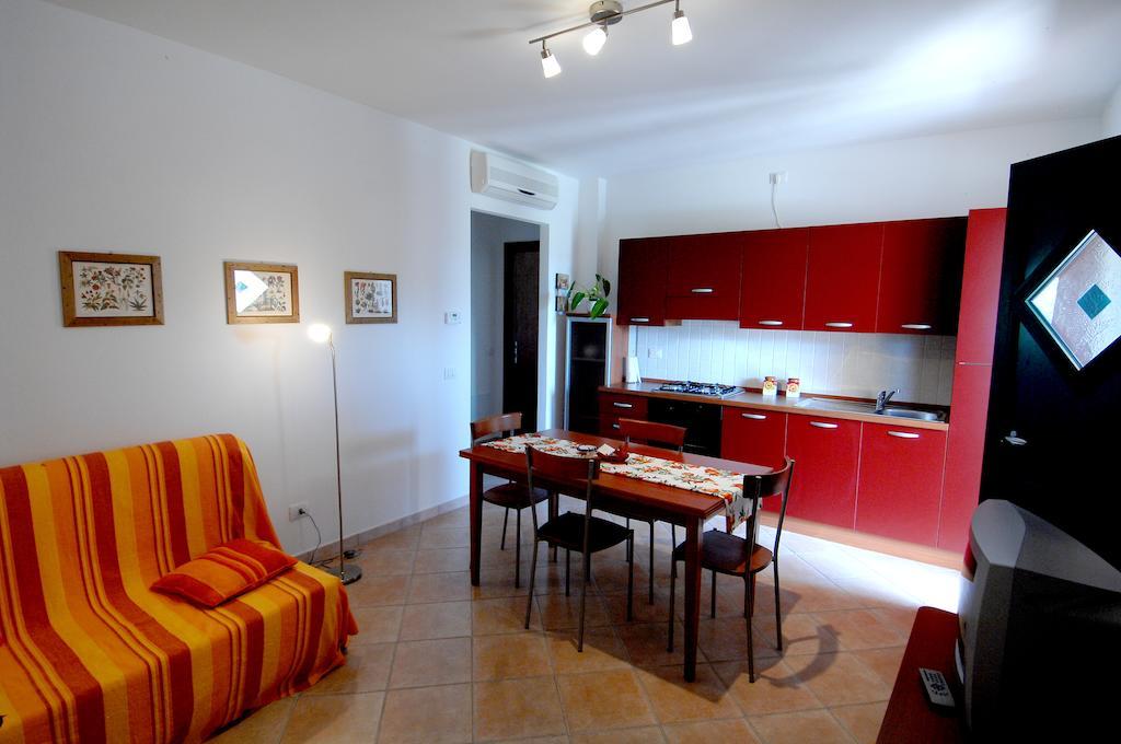Maison d'hôtes Poggio Degli Olivi à Saturnia Chambre photo